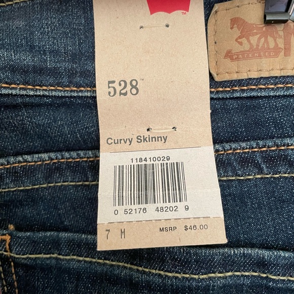 Levi’s 528 curvy skinny jean. New with tags - Picture 3 of 5